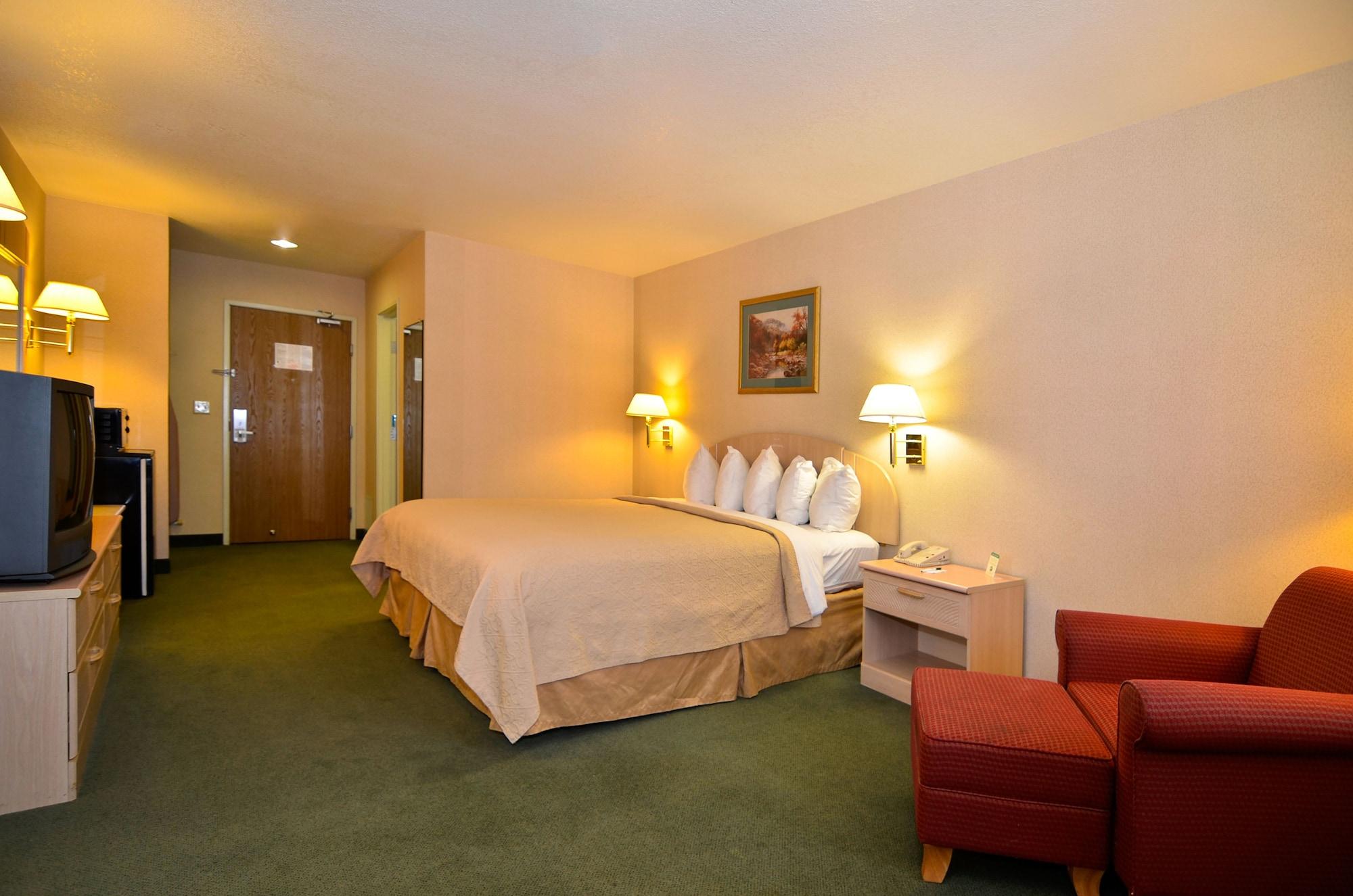 Quality Inn & Suites Weed Zimmer foto